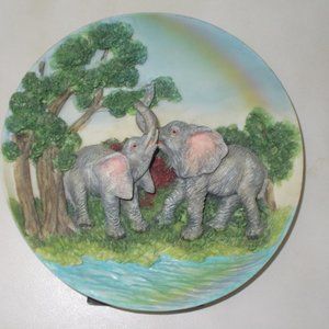 Vintage 3D Elephant Plate, 8"x8"